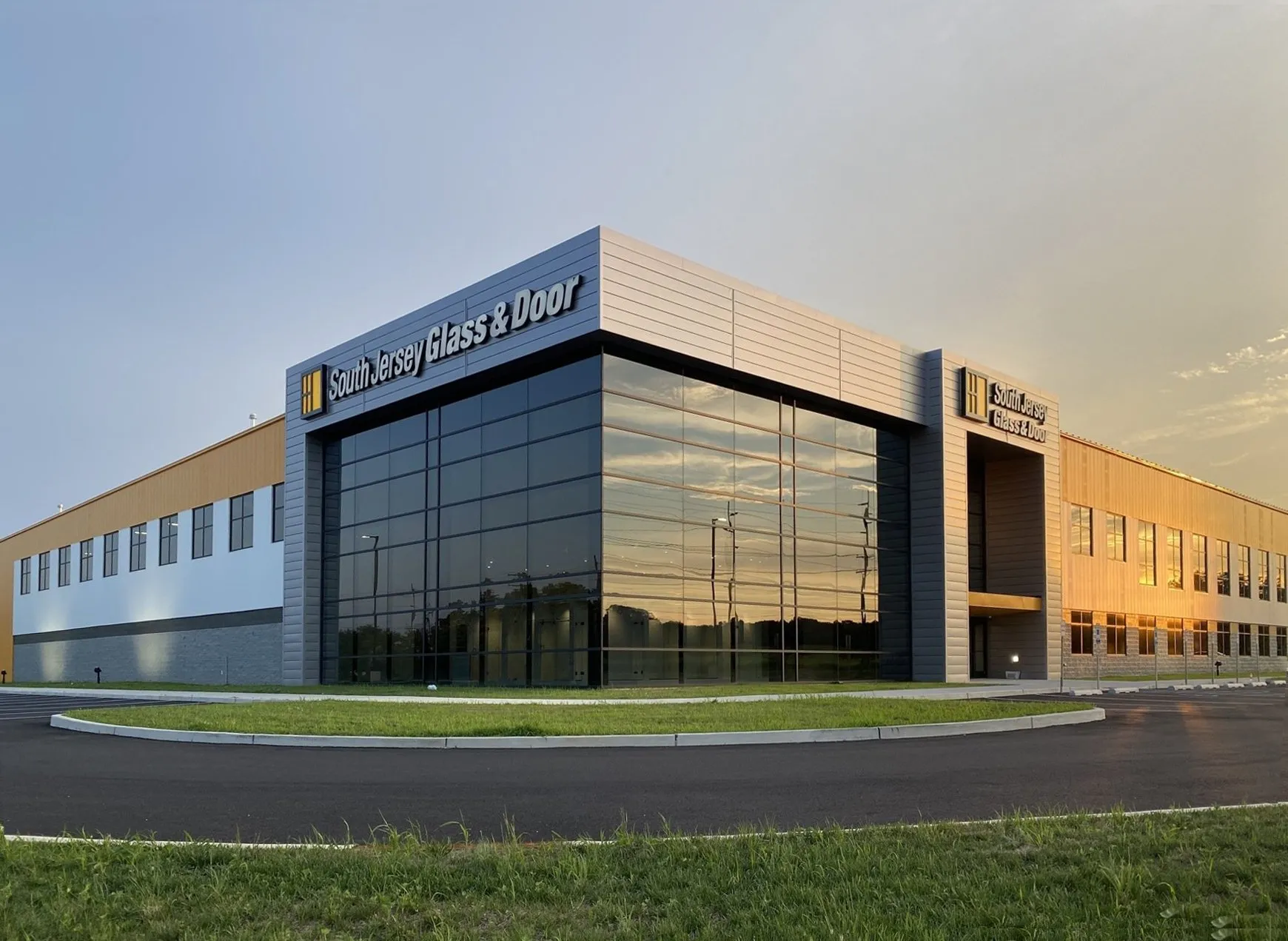 SJ Glass & Door HQ